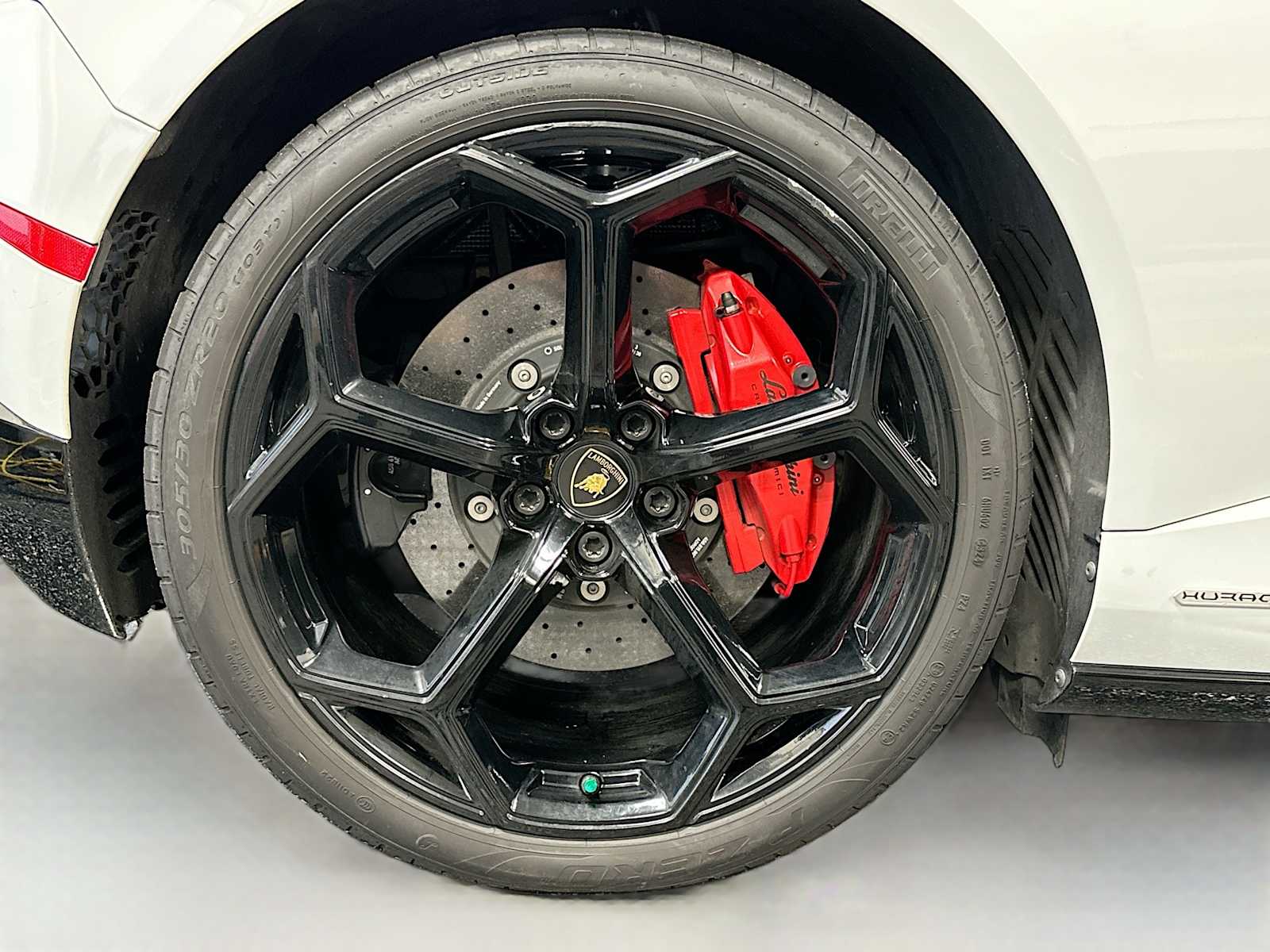 Thumbnail: 2022 Lamborghini Huracan - 27