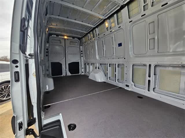 Thumbnail: 2026 Mercedes-Benz Sprinter - 19