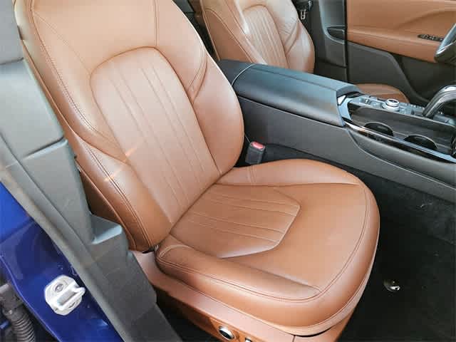 Thumbnail: 2022 Maserati Levante - 21