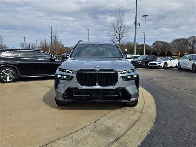 Thumbnail: 2026 BMW X7 - 4
