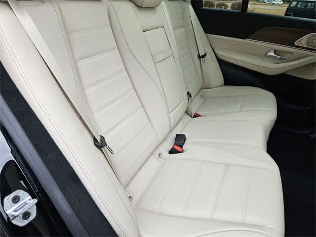 Thumbnail: 2026 Mercedes-Benz GLE - 22