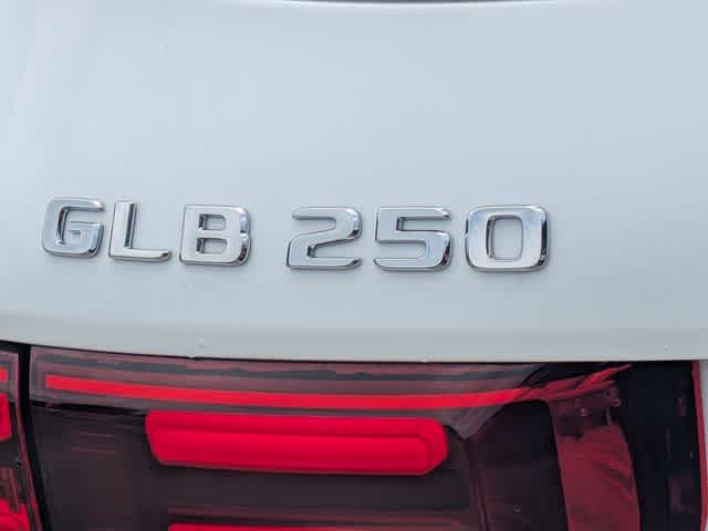Thumbnail: 2026 Mercedes-Benz GLB - 12