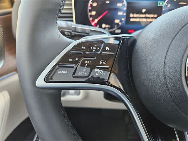 Thumbnail: 2026 Mercedes-Benz GLE - 25