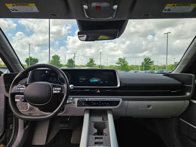 Thumbnail: 2023 Hyundai Ioniq 6 - 16