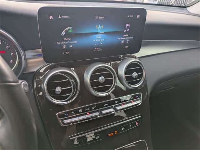 Thumbnail: 2022 Mercedes-Benz GLC - 25