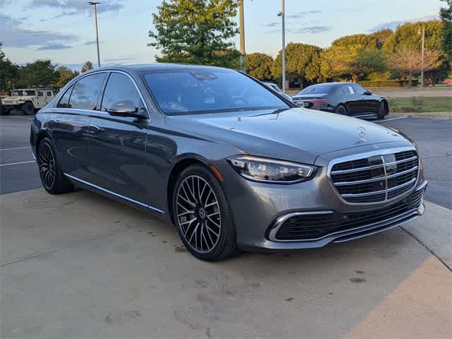 2022 Mercedes Benz S 580 4MATIC photo 2