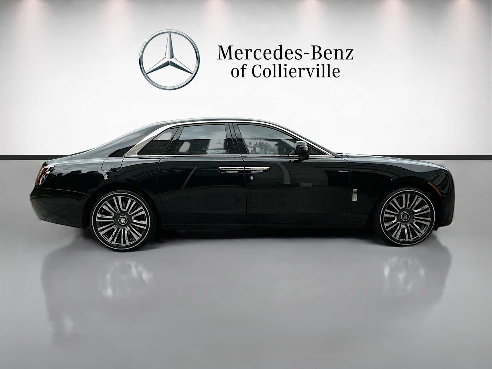 Thumbnail: 2022 Rolls-Royce Ghost - 4