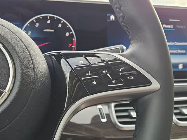 Thumbnail: 2026 Mercedes-Benz GLE - 27