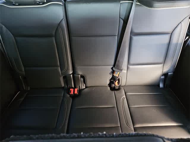 Thumbnail: 2021 GMC Yukon XL - 17