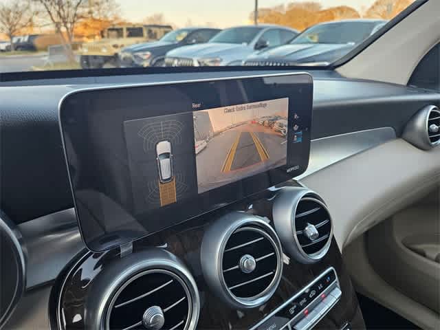 Thumbnail: 2021 Mercedes-Benz GLC - 29