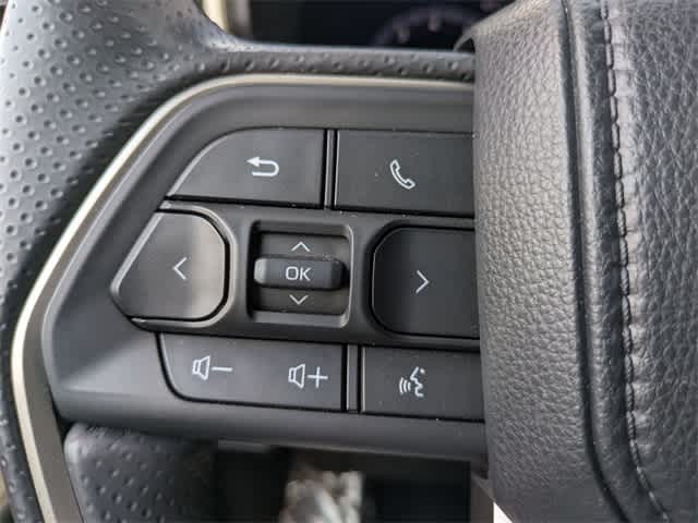 Thumbnail: 2025 Toyota 4Runner - 23