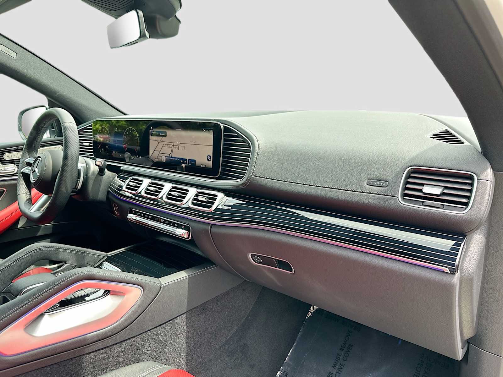 Thumbnail: 2026 Mercedes-Benz GLE - 30
