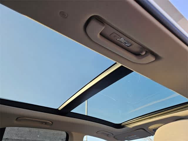 Thumbnail: 2026 Mercedes-Benz GLE - 21