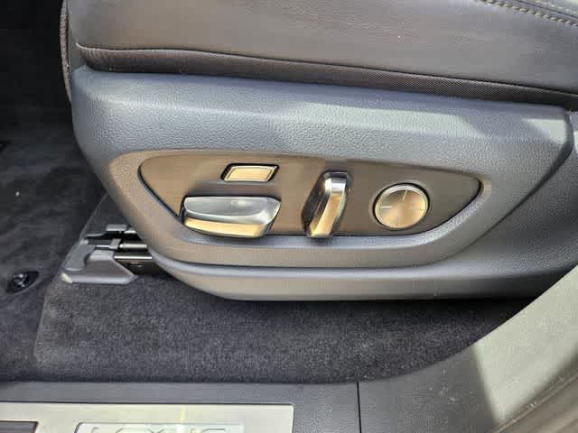 Thumbnail: 2025 Lexus LX - 16