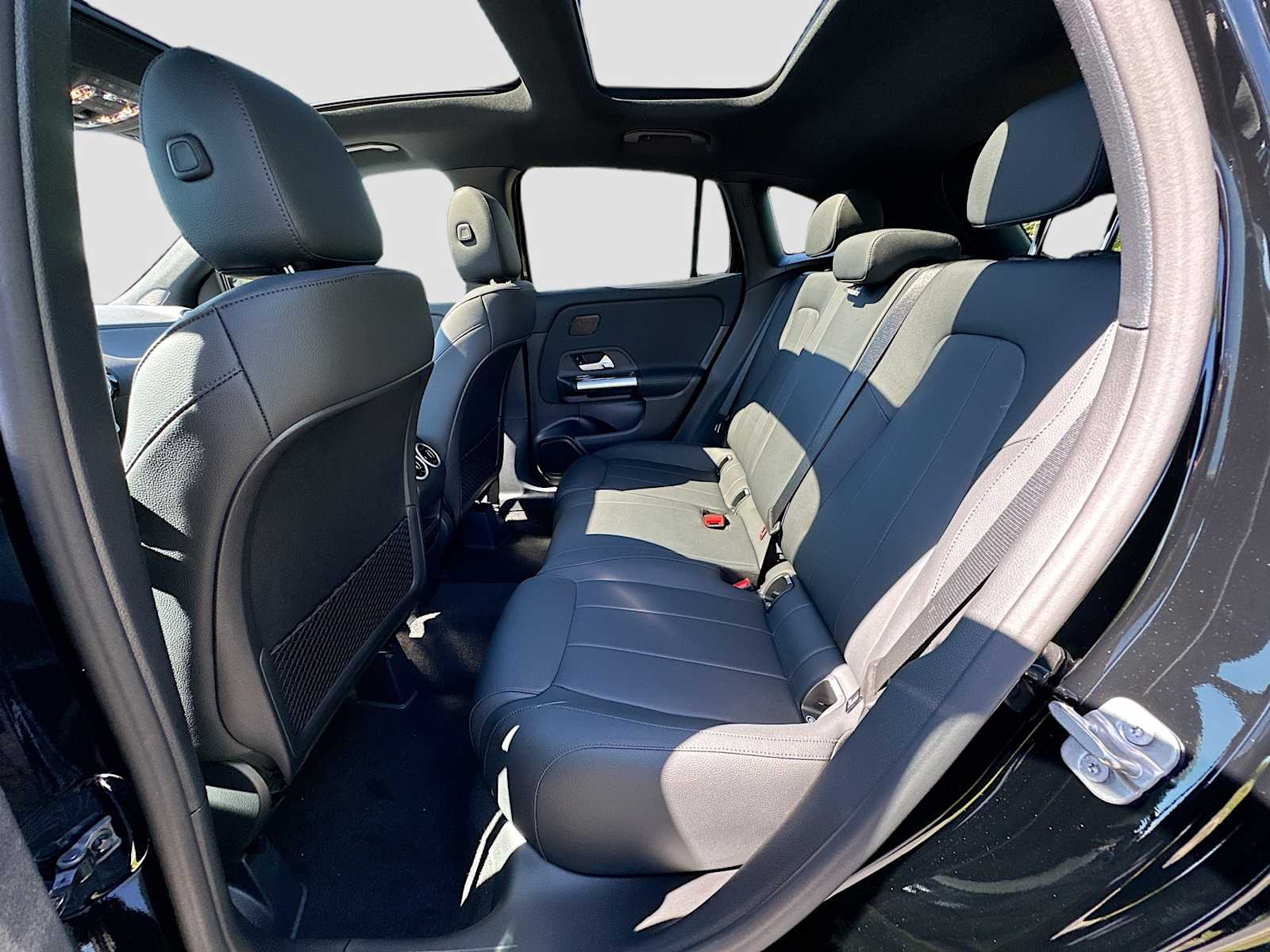 Thumbnail: 2026 Mercedes-Benz GLA - 25