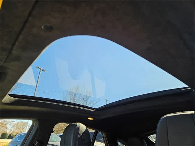 Thumbnail: 2025 Mercedes-Benz GLE - 16