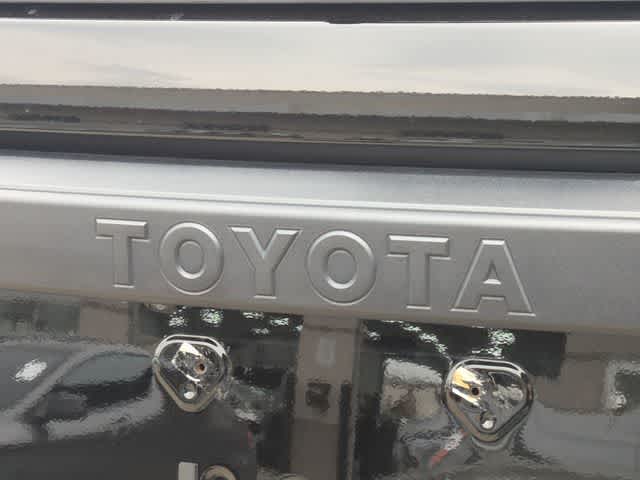 Thumbnail: 2024 Toyota Land Cruiser - 11