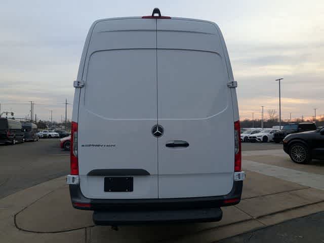Thumbnail: 2024 Mercedes-Benz eSprinter - 8