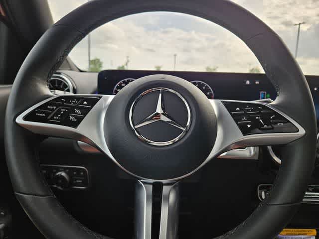 Thumbnail: 2026 Mercedes-Benz GLB - 24
