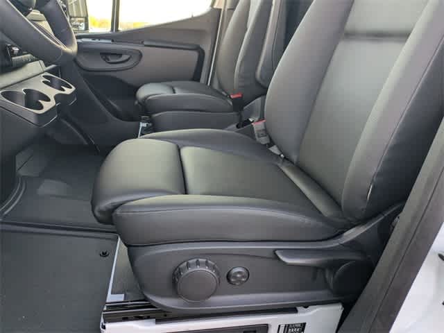 Thumbnail: 2026 Mercedes-Benz Sprinter - 16