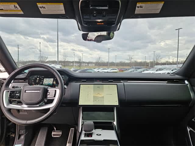 Thumbnail: 2025 Land Rover Range Rover - 19