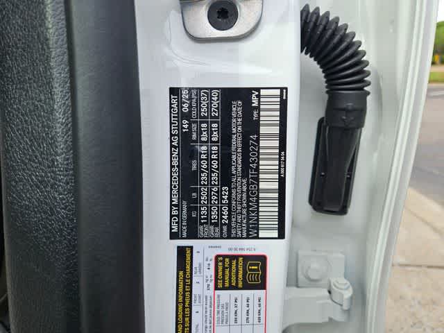 Thumbnail: 2026 Mercedes-Benz GLC - 35