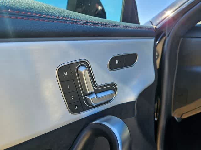 Thumbnail: 2025 Mercedes-Benz CLA - 15