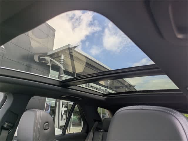 Thumbnail: 2025 Mercedes-Benz GLE - 18