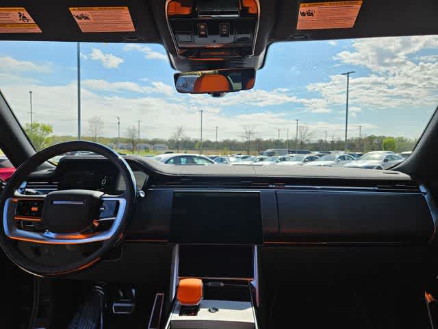 Thumbnail: 2025 Land Rover Range Rover - 18