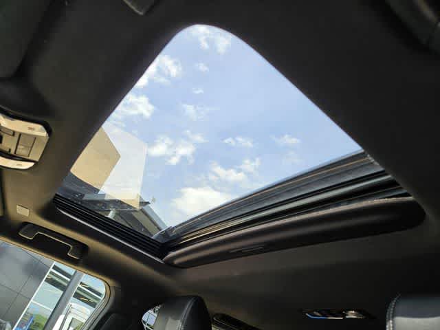 Thumbnail: 2024 Lexus GX - 18