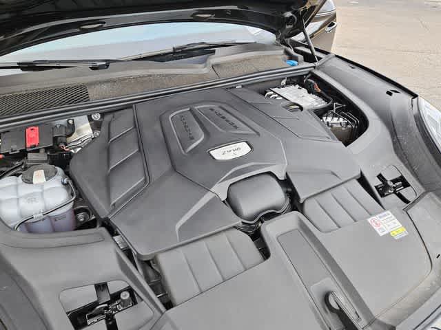 Thumbnail: 2023 Porsche Cayenne - 13