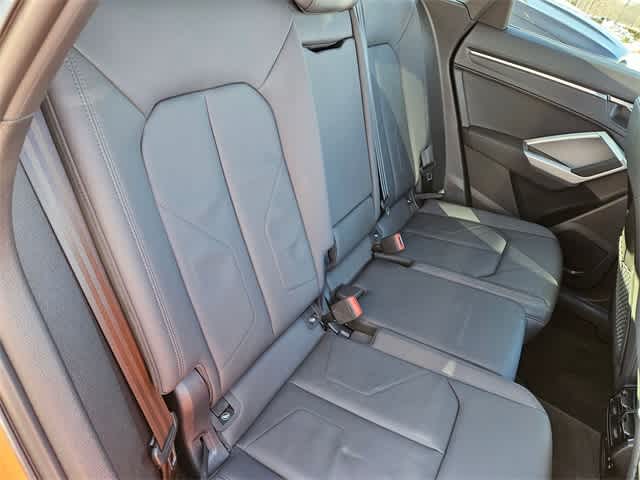 Thumbnail: 2025 Audi Q3 - 21