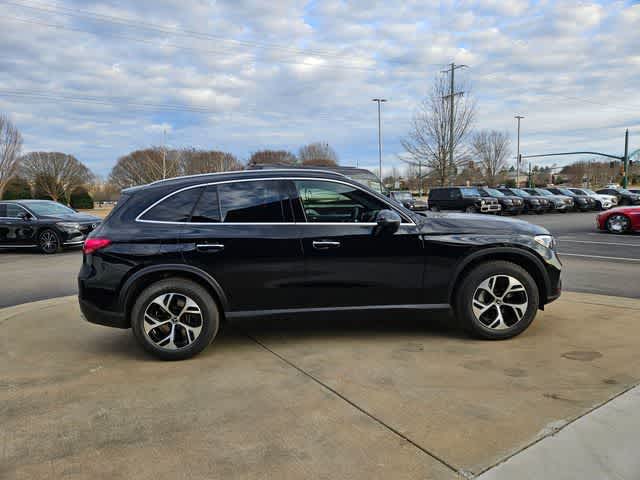 Thumbnail: 2026 Mercedes-Benz GLC - 9