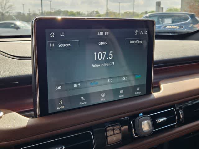 Thumbnail: 2022 Lincoln Aviator - 31