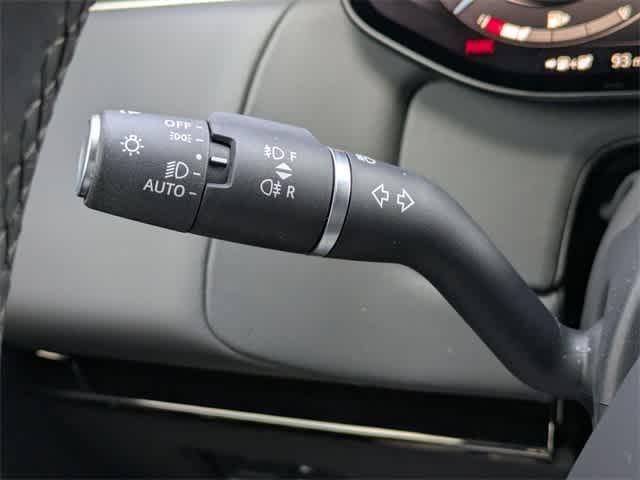 Thumbnail: 2025 Land Rover Range Rover Sport - 28