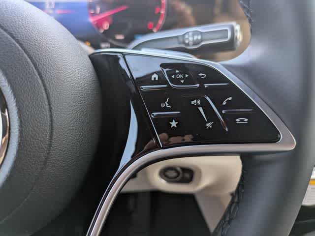 Thumbnail: 2026 Mercedes-Benz GLE - 24