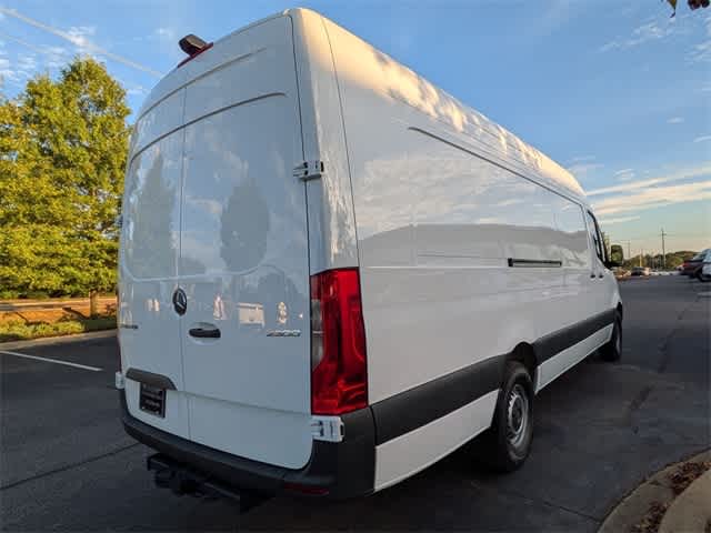 Thumbnail: 2025 Mercedes-Benz Sprinter - 8