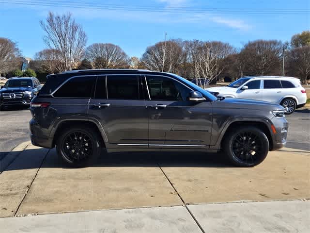 Thumbnail: 2022 Jeep Grand Cherokee - 9