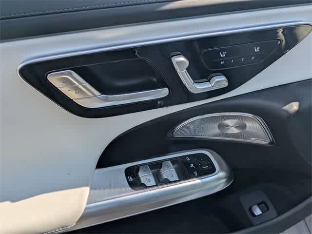 Thumbnail: 2025 Mercedes-Benz E-Class - 16