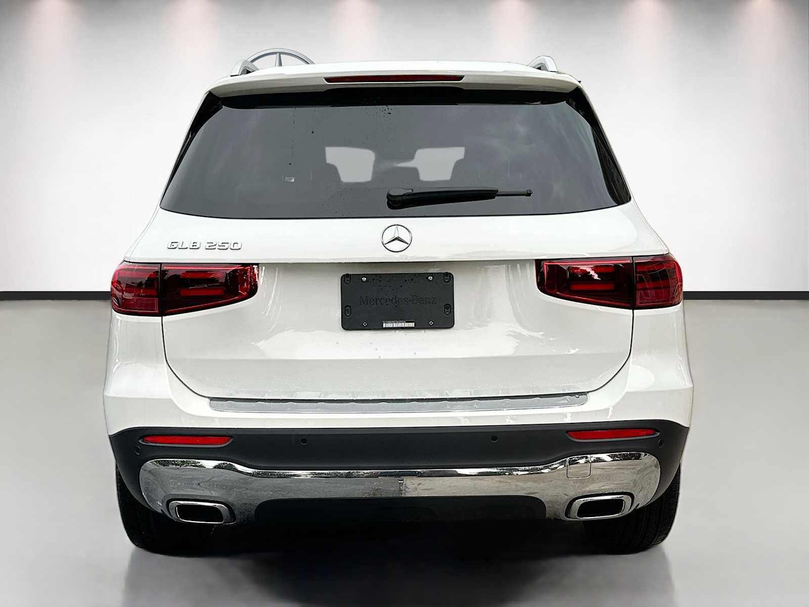 Thumbnail: 2026 Mercedes-Benz GLB - 6