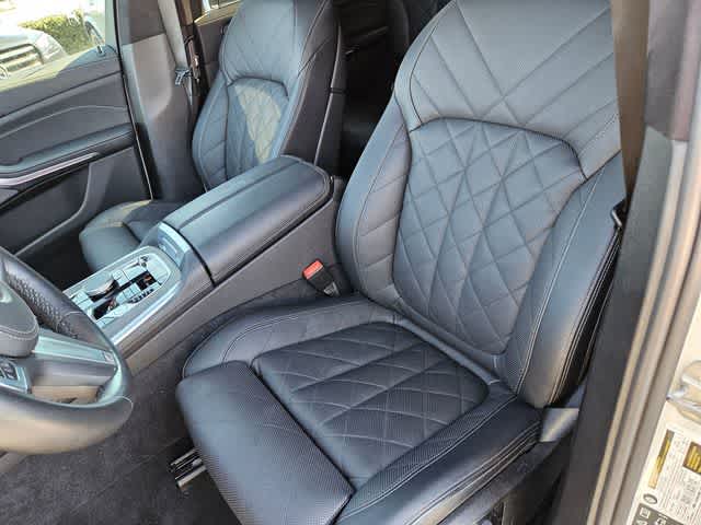 Thumbnail: 2025 BMW X7 - 15