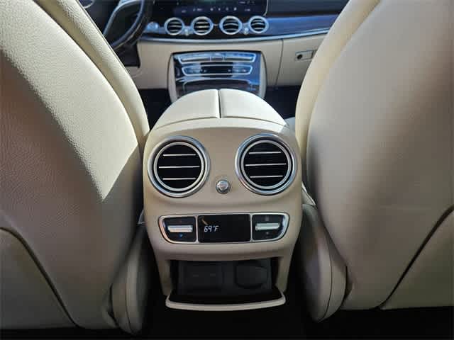 Thumbnail: 2023 Mercedes-Benz E-Class - 18