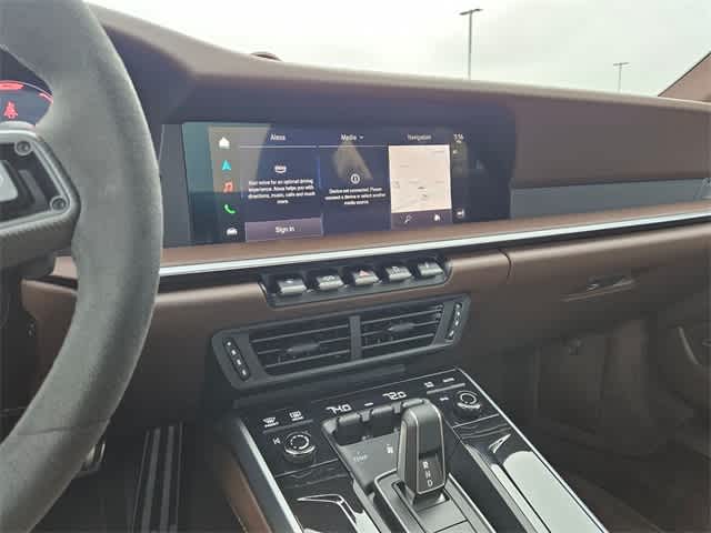 Thumbnail: 2026 Porsche 911 - 26