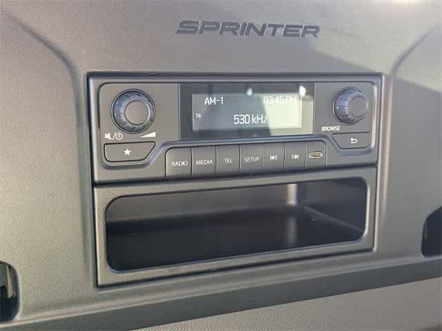 Thumbnail: 2025 Mercedes-Benz Sprinter - 22