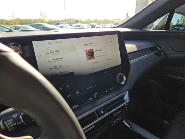 Thumbnail: 2023 Lexus RX - 31