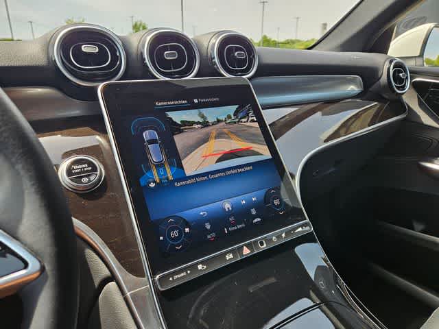 Thumbnail: 2025 Mercedes-Benz GLC - 27