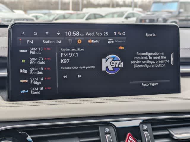 Thumbnail: 2023 Genesis G70 - 27