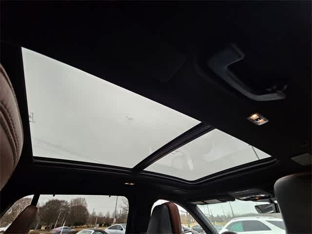 Thumbnail: 2024 Lincoln Aviator - 22