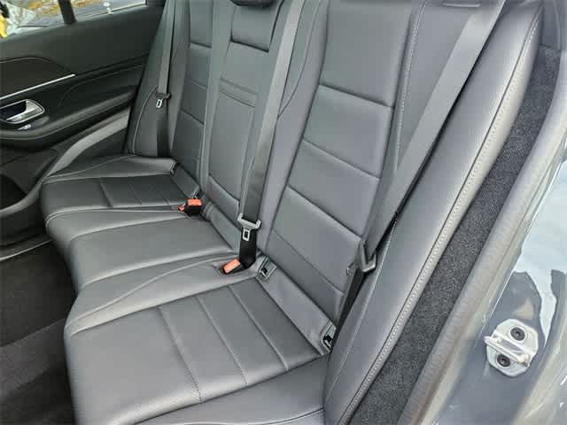 Thumbnail: 2026 Mercedes-Benz GLE - 16