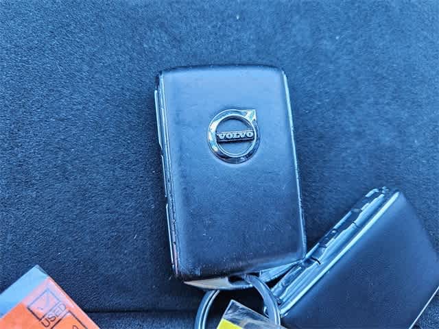 Thumbnail: 2020 Volvo XC40 - 37